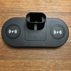 Black charging station, good condition